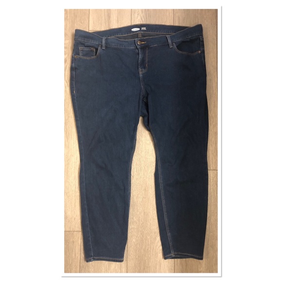 Old Navy Denim - Old Navy Rockstar 24/7 jeans